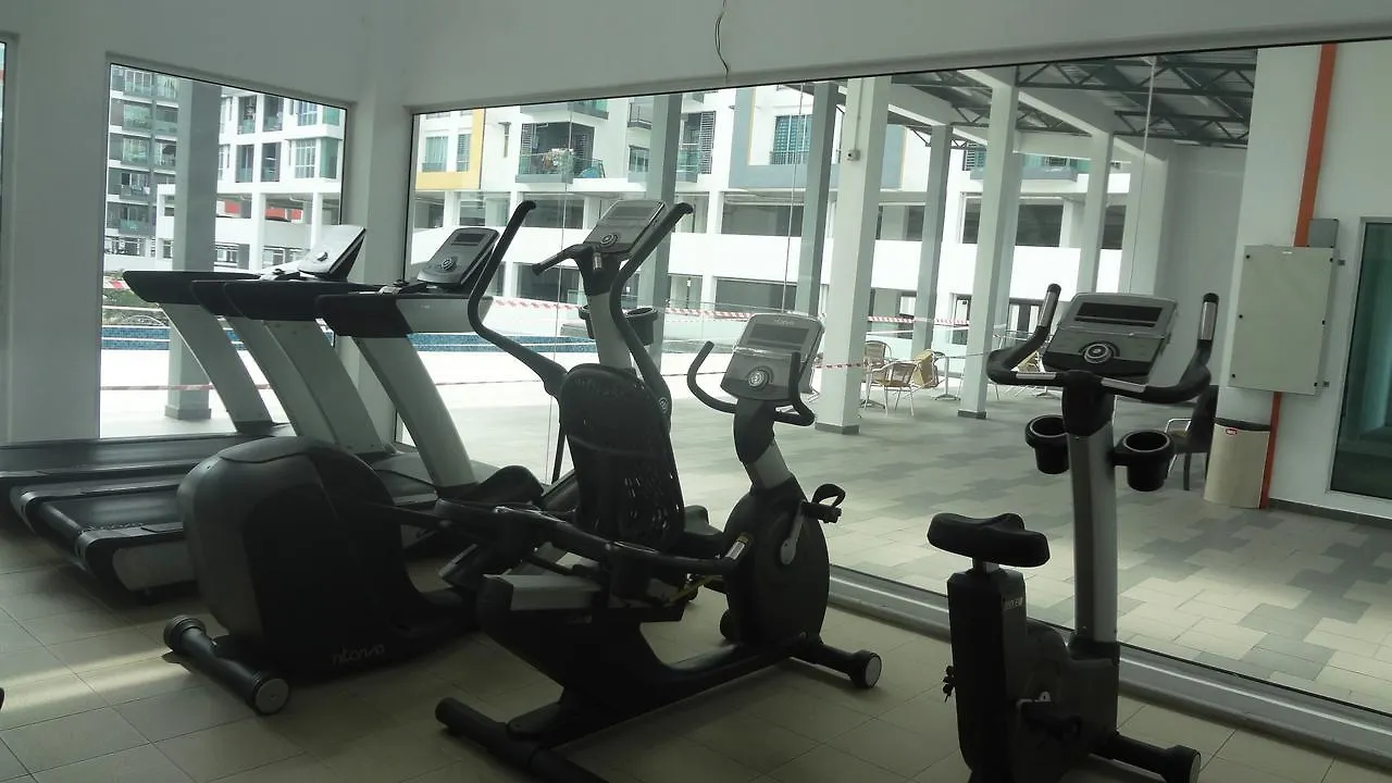 Homestay Mahkota Cheras Sweet Condo 1-14 Pax Near Mrt To Kl Kuala Lumpur Malaysia