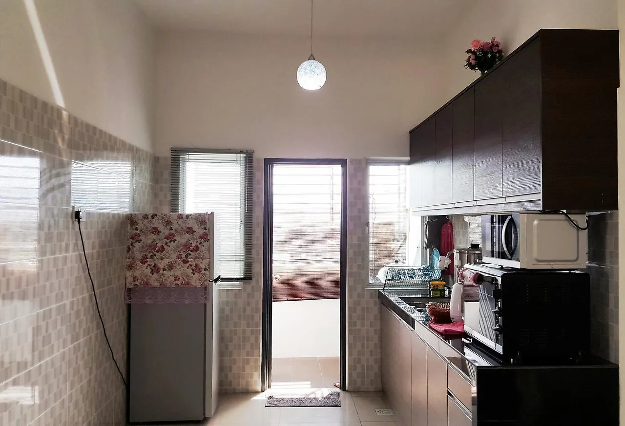 Mahkota Cheras Sweet Condo 1-14 Pax Near Mrt To Kl Kuala Lumpur
